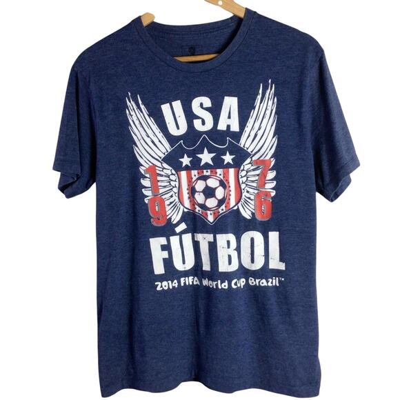 2014 FUTBOL USA FIFA World Cup Brazil Champions T Shirt Navy Blue Medium - Picture 1 of 4